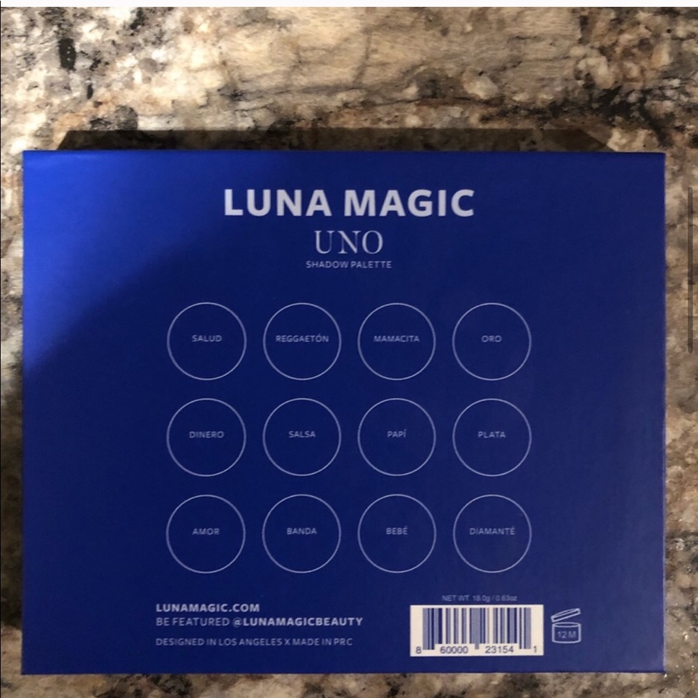 Luna Magic Eyeshadow - Picture 3 of 3